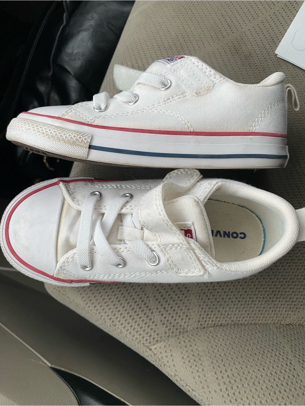 Converse Kids White Canvas Low-Top Sneakers with Red & Blue Stripes